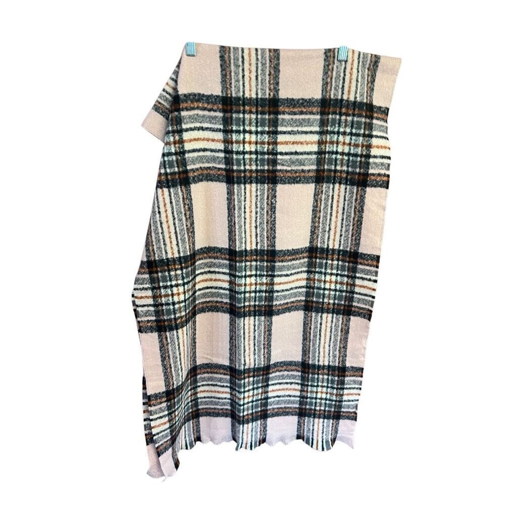 No Brand Plaid Scarf Sz 24/76 NWOT